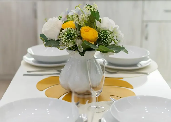 Deja Blue Old Center Studio. דירה